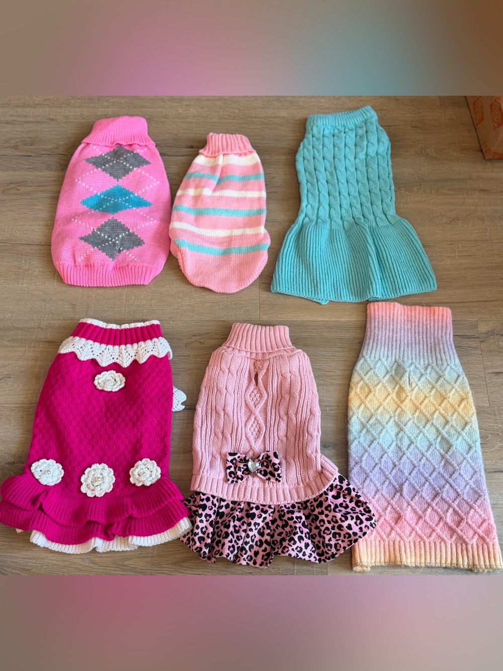Dog Clothes Lot 6pc Sweaters Dresses Knit Pink Blue Argyle Size M Small Dog